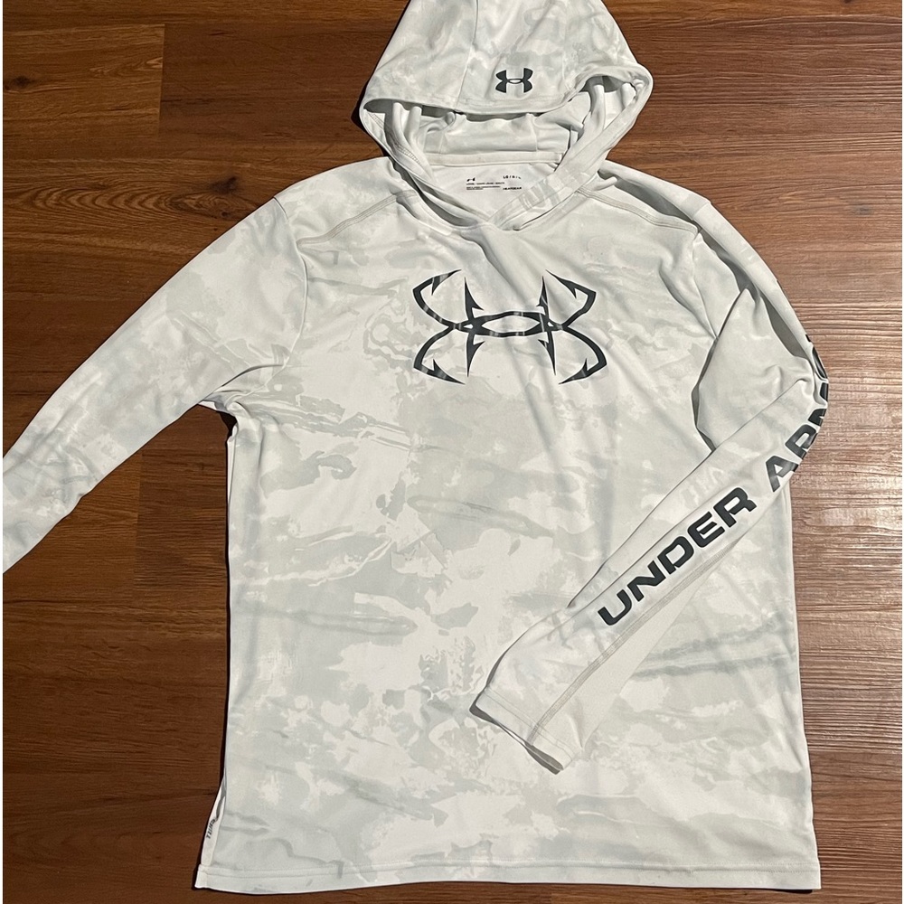 Under Armour hooded fishing shirt sz L